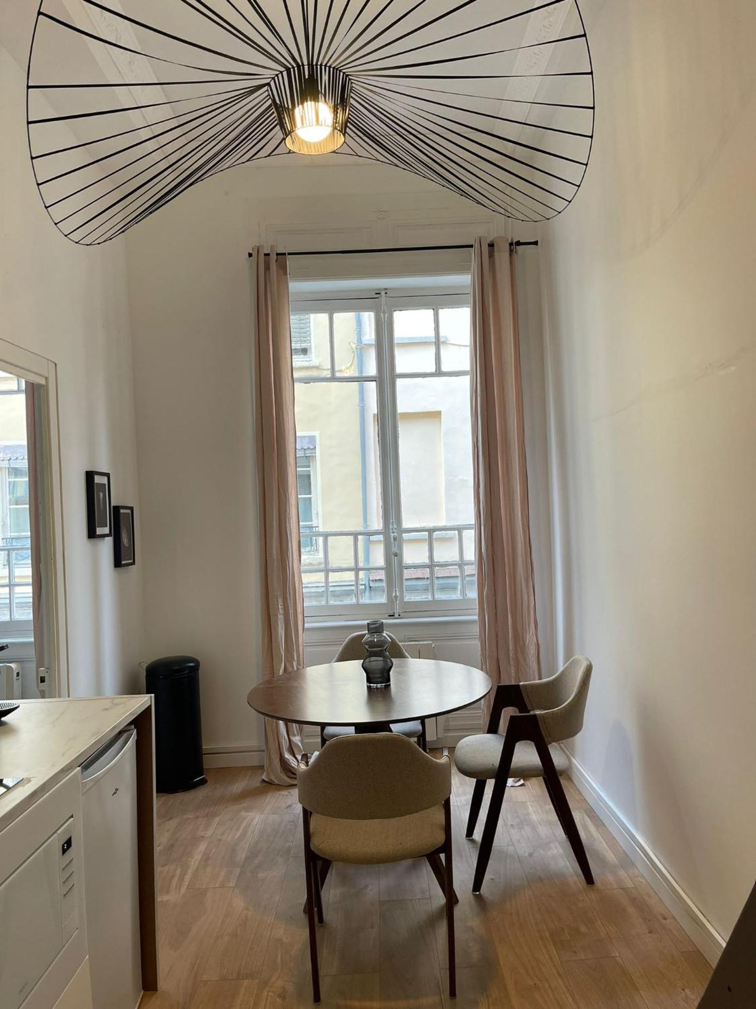Suite Carter Lyon Extérieur photo